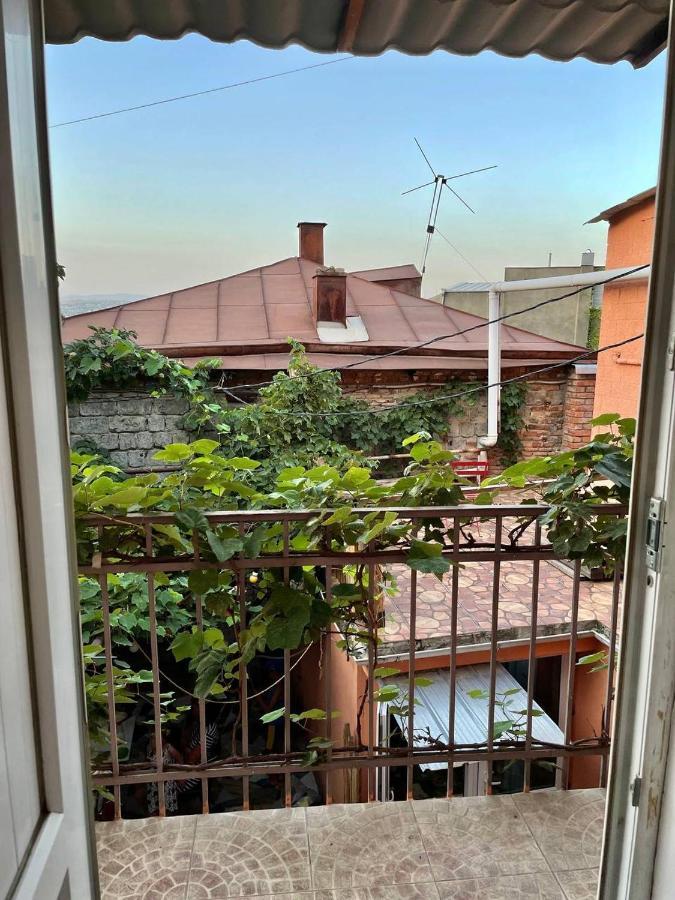 Guest House Zemeli Tbilisi Exteriör bild