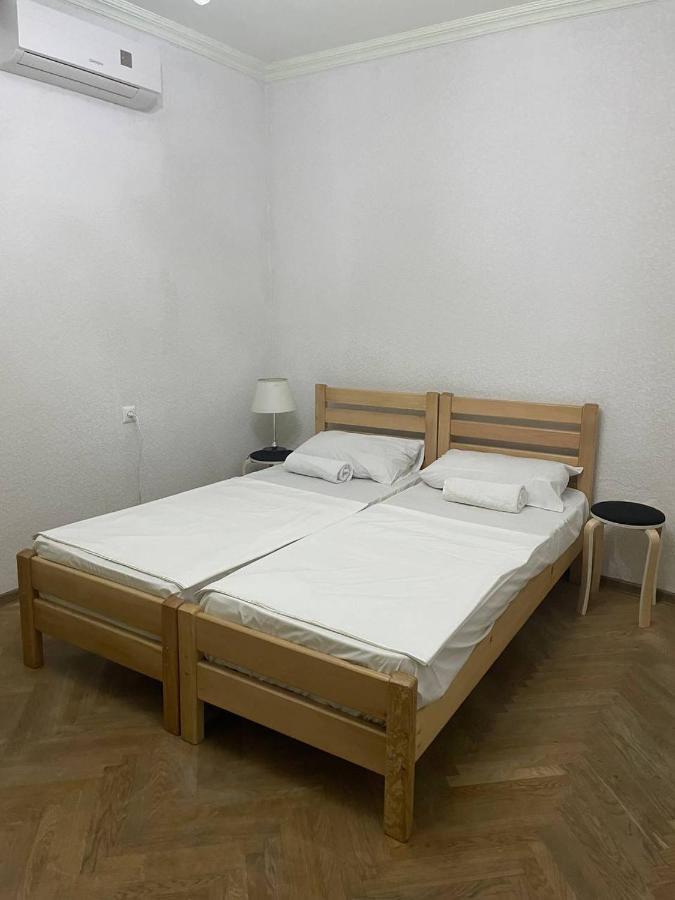 Guest House Zemeli Tbilisi Exteriör bild