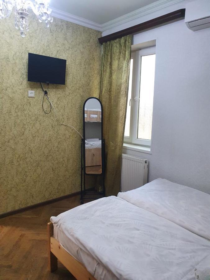Guest House Zemeli Tbilisi Exteriör bild