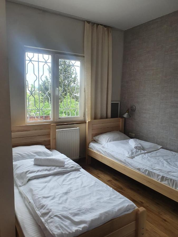 Guest House Zemeli Tbilisi Exteriör bild