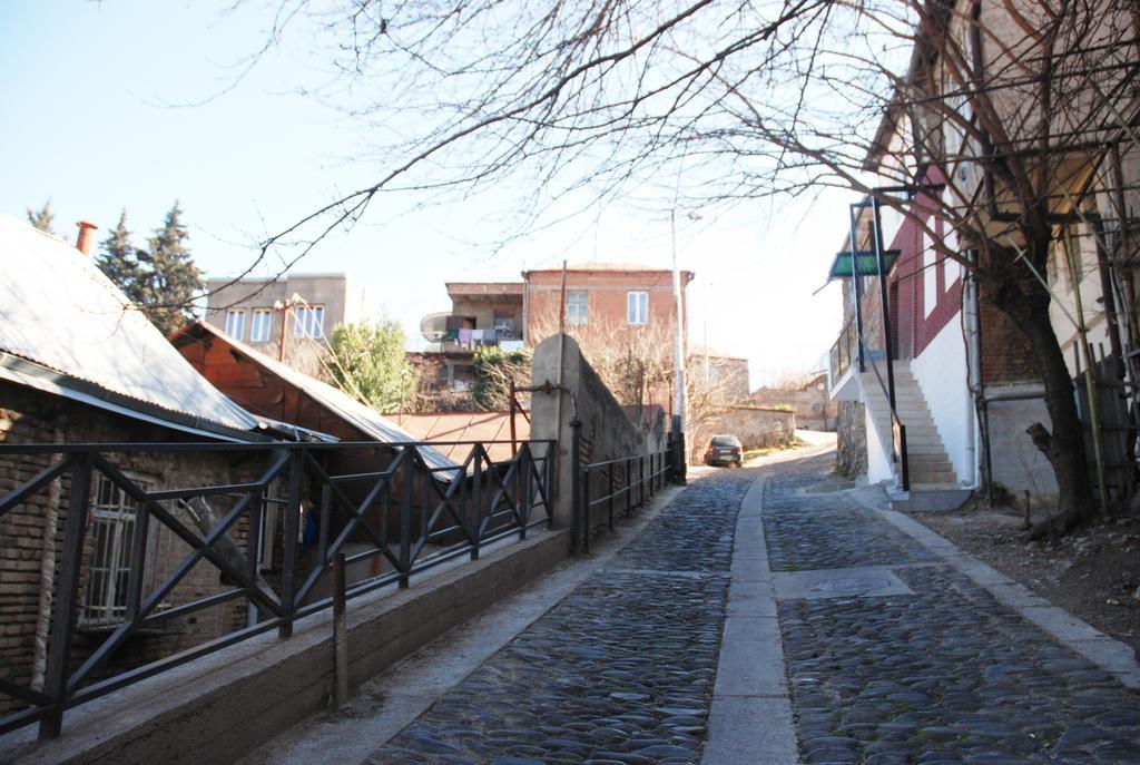 Guest House Zemeli Tbilisi Exteriör bild