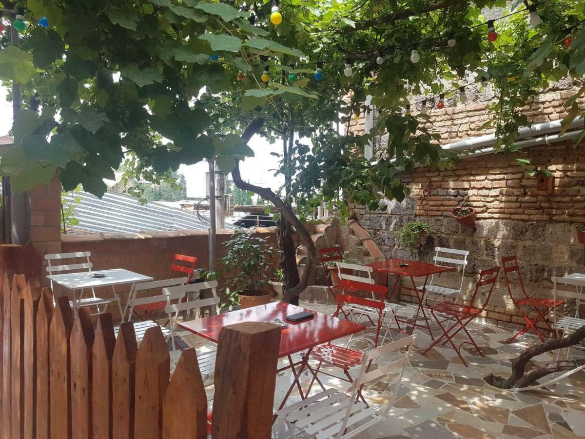 Guest House Zemeli Tbilisi Exteriör bild