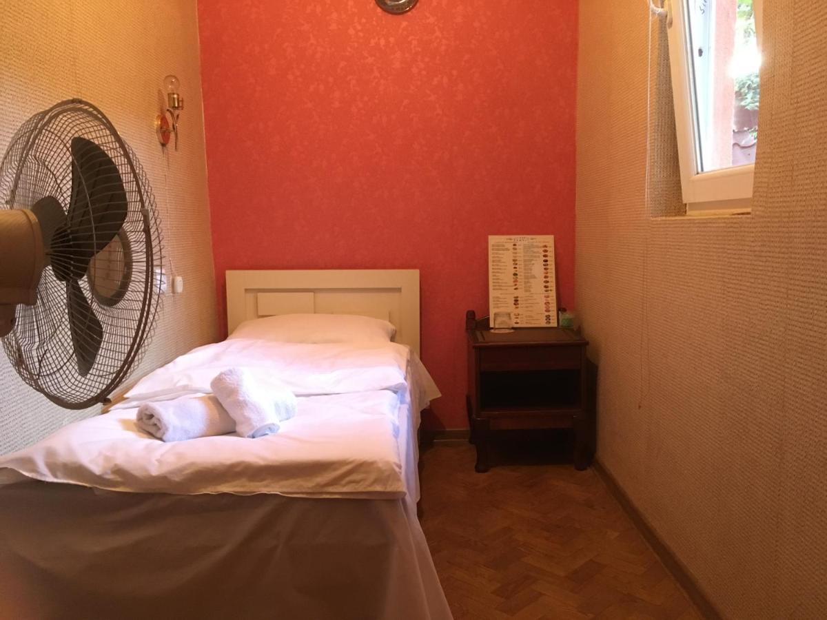Guest House Zemeli Tbilisi Exteriör bild